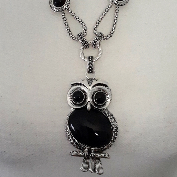 Silver Tone Owl Pendant Necklace with Black Stone - Picture 1 of 10